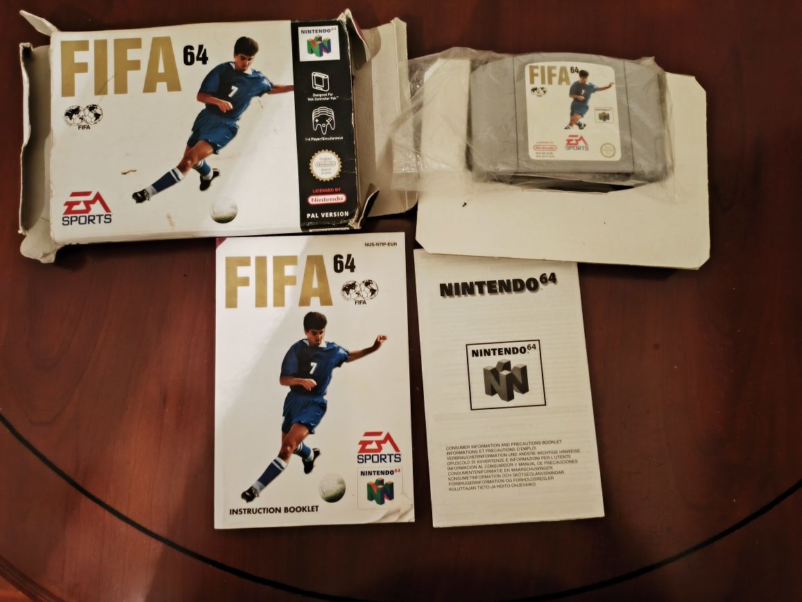 Vendo jogos Nintendo 64
