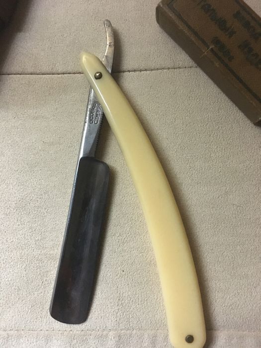 Безопастная бритва