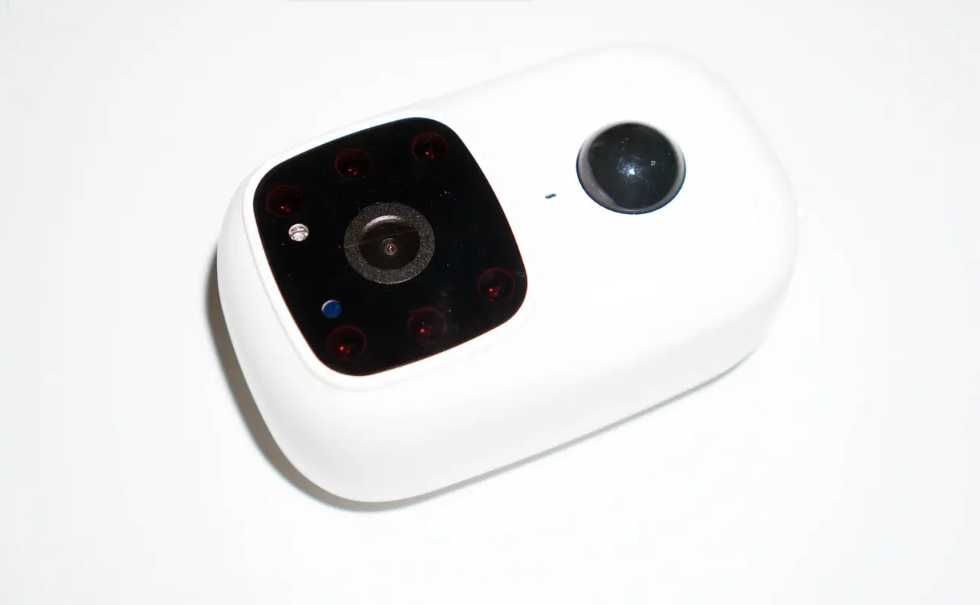 Домофон має стильний корпус камера видеонаблюдения додаток в тел