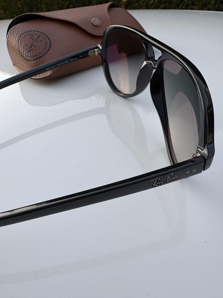 Okulary przeciwsłoneczne Ray-Ban Cats 5000 Classic