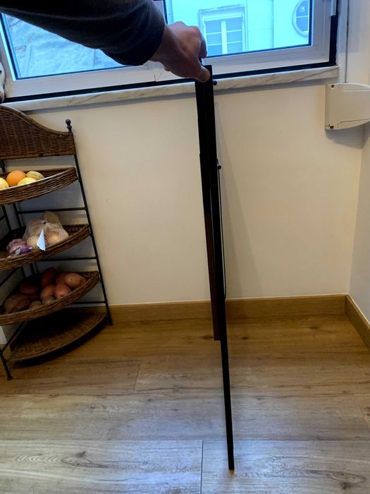 Secretária dobrável de fácil arrumação