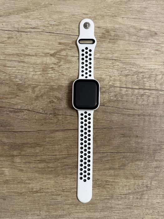 AppleWatch SE 2 44 mm GPS