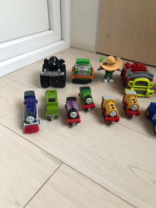 Паровозик/потяг Томас, Щенячий патруль, машинка Тобот