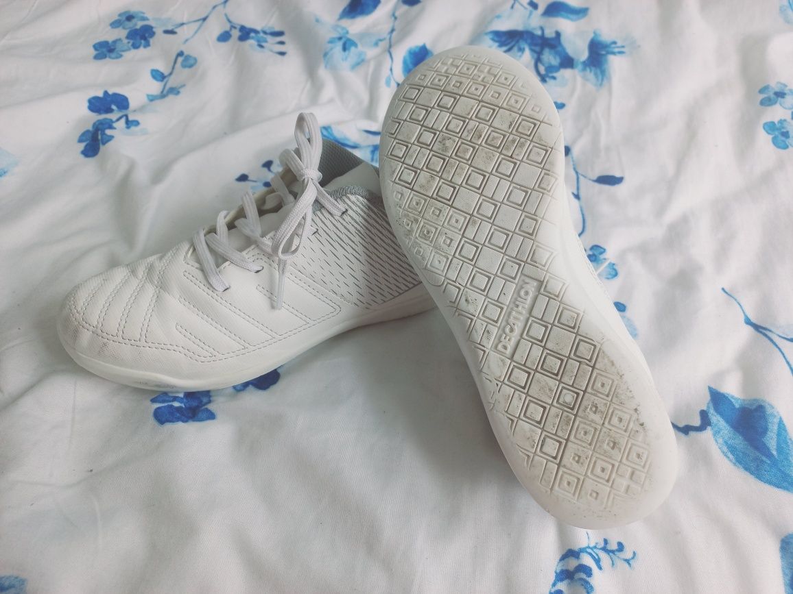Buty halowe, piłka nożna 36 Decathlon