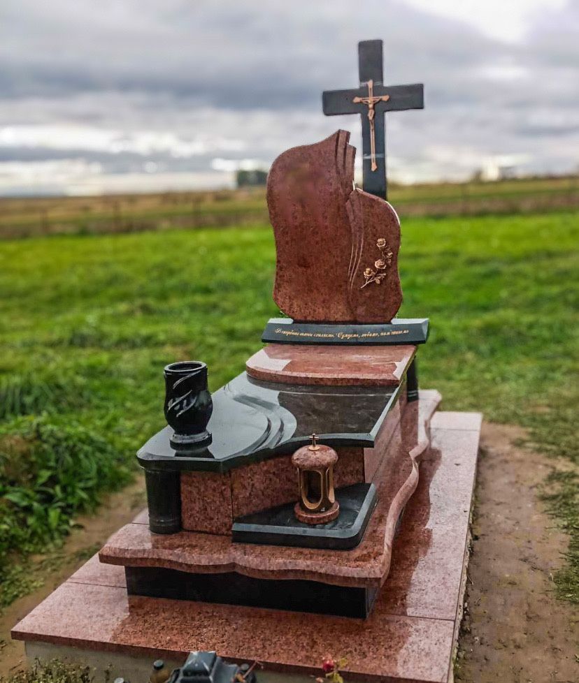Гранітні Памятники.
