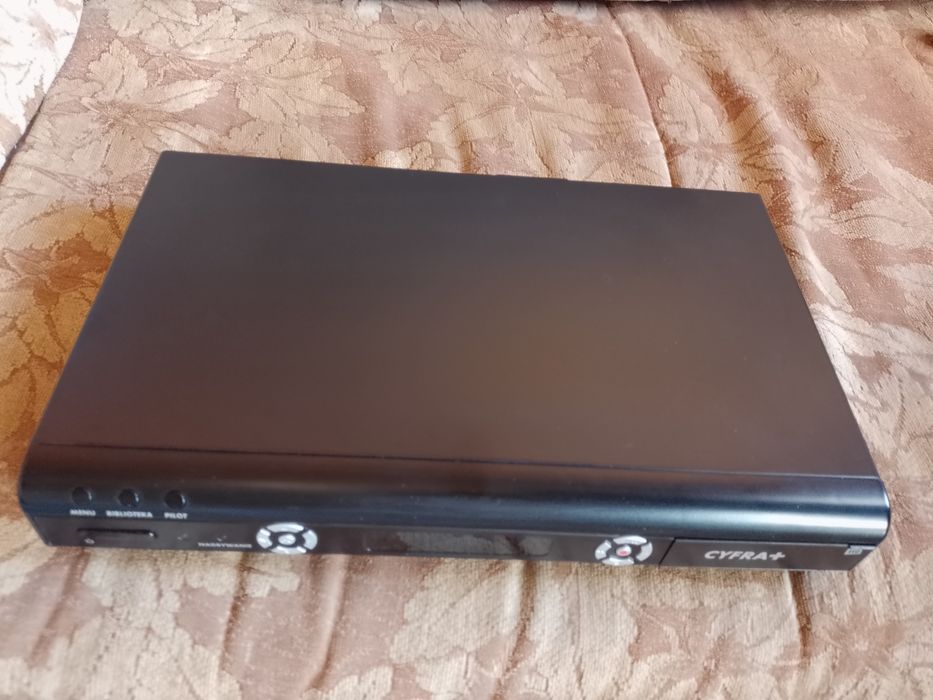 Tuner satelitarny Philipsa z funkcją nagrywania