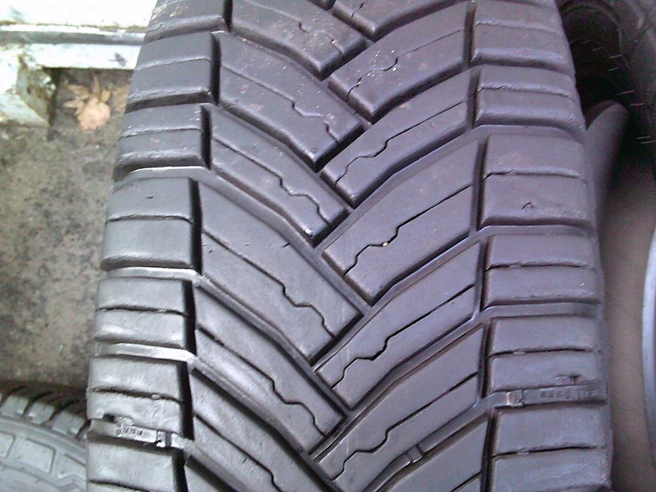 Opony 215/65/16C Michelin 2szt Całoroczne 2024r