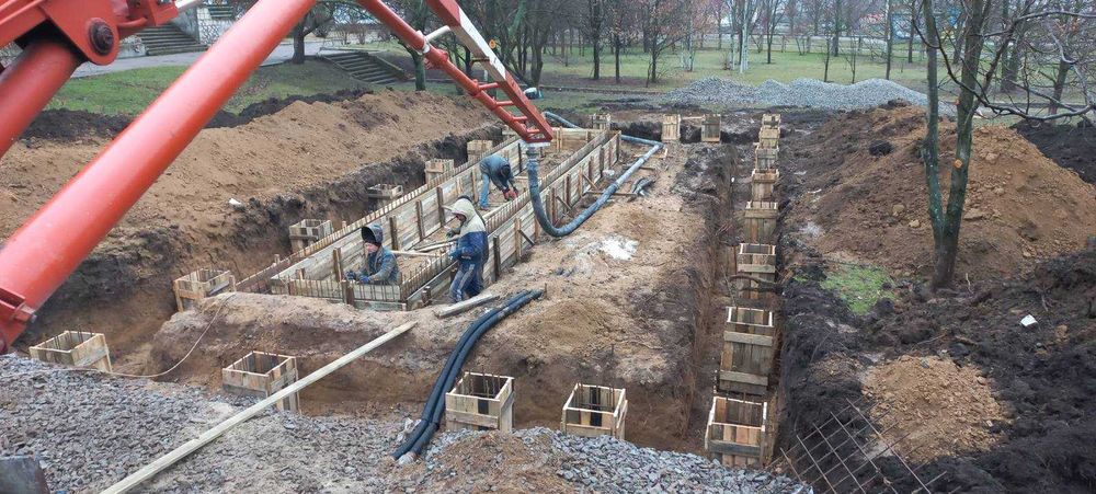 Послуги автобетононасоса, бетононасоса