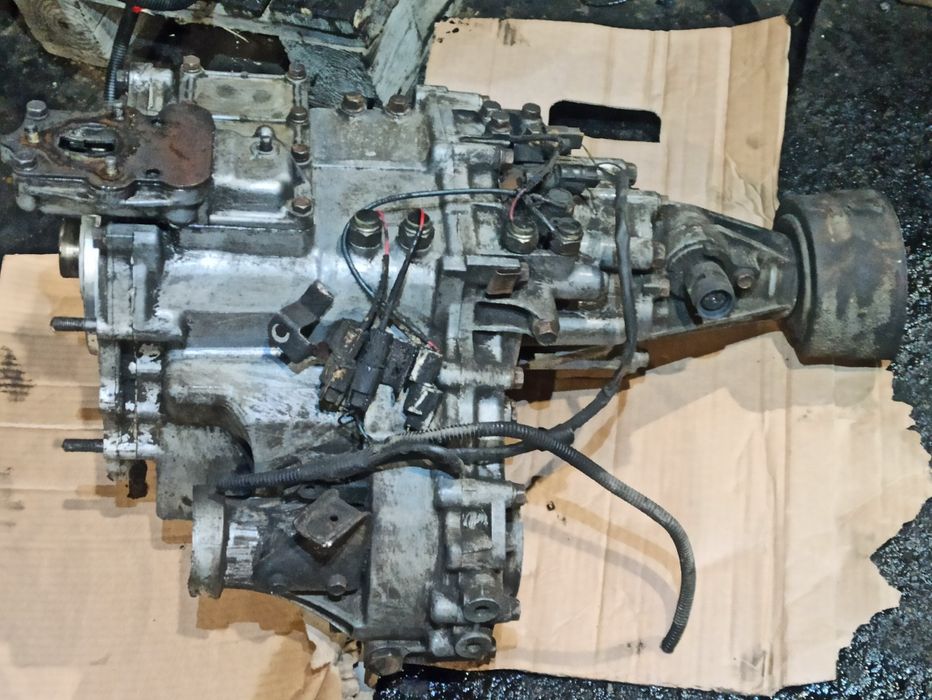 Роздатка Mitsubishi Pajero 2 2,8 роздаточна коробка superselect