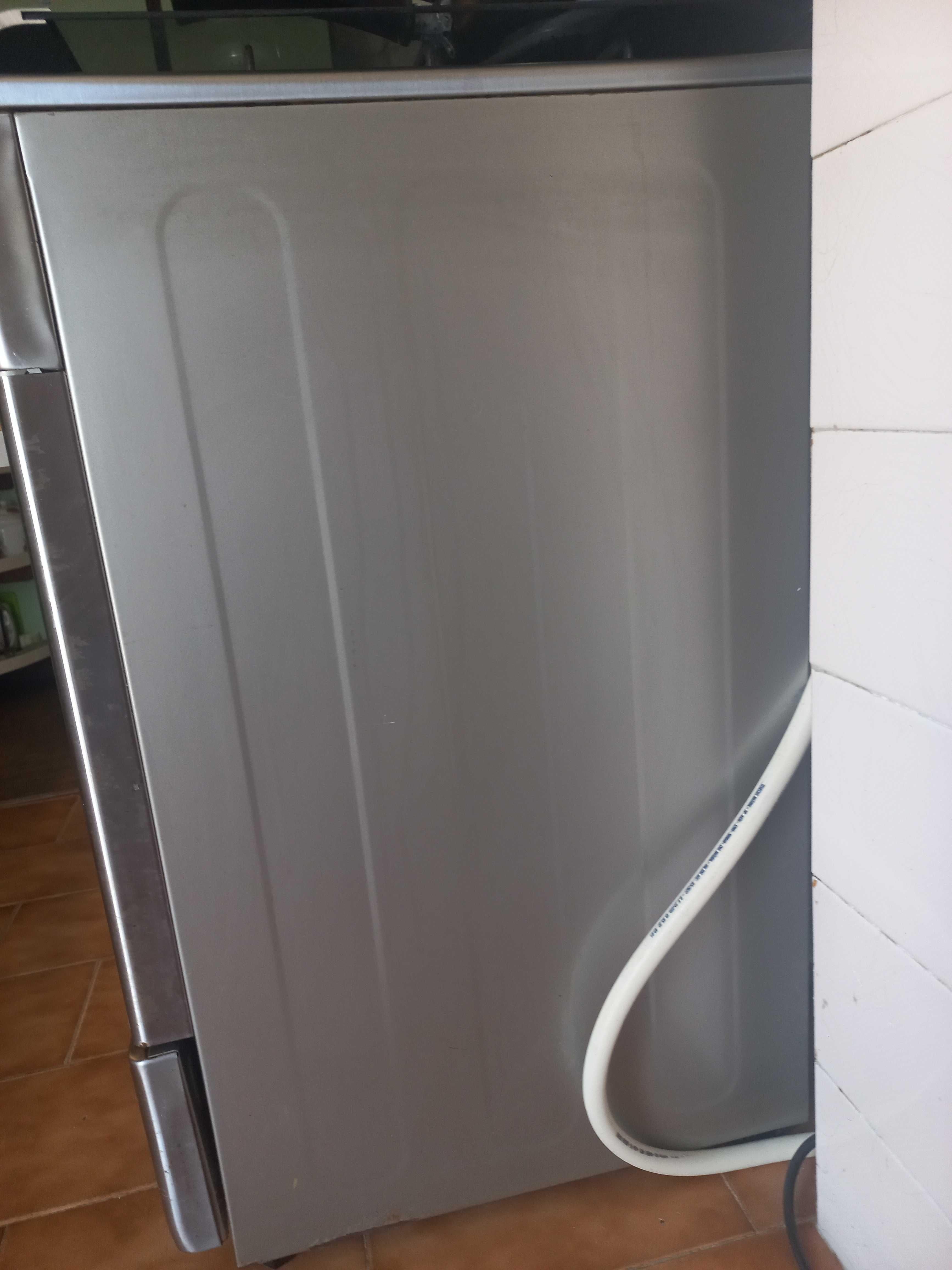 Fogão candy gas natural e forno elétrico