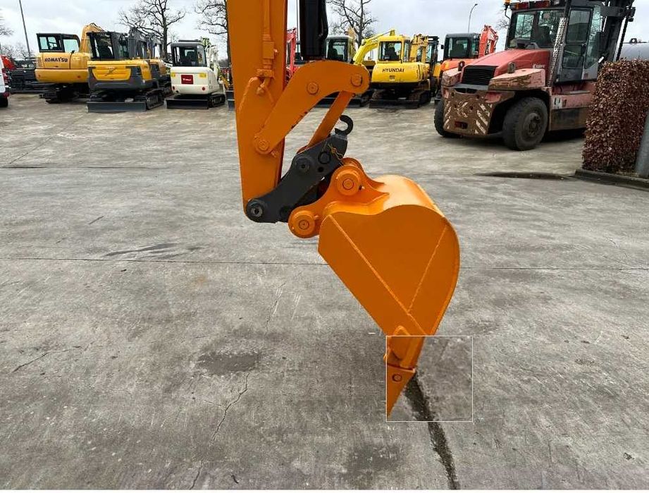 JCB - 8061 CTS - Mini Excavator - 2012