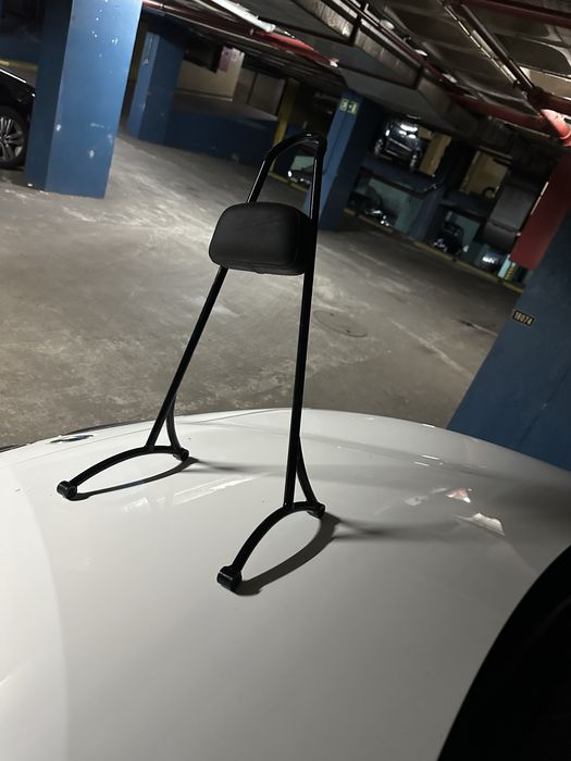 Vendo encosto traseiro sissy bar novo harley