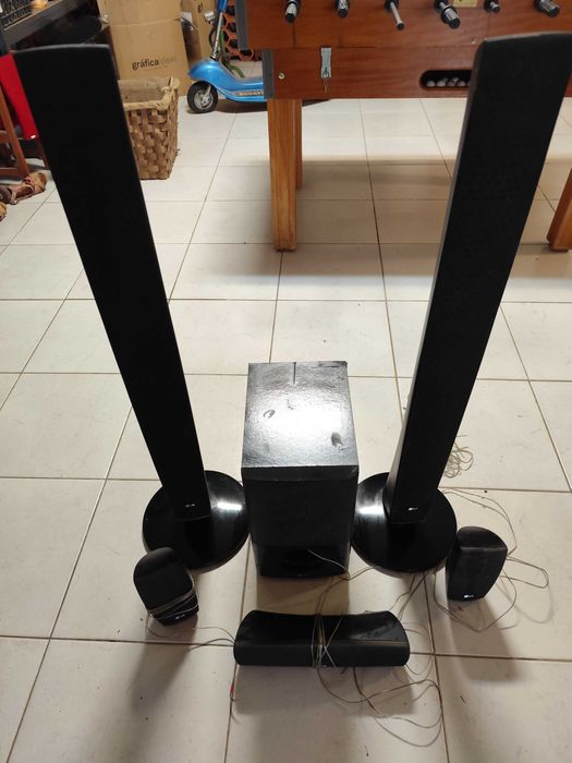 VENDO UM CONJUNTO DE COLUNAS DE HOME CINEMA LG