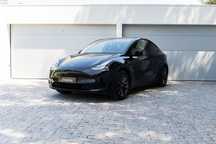 Tesla Model Y RWD