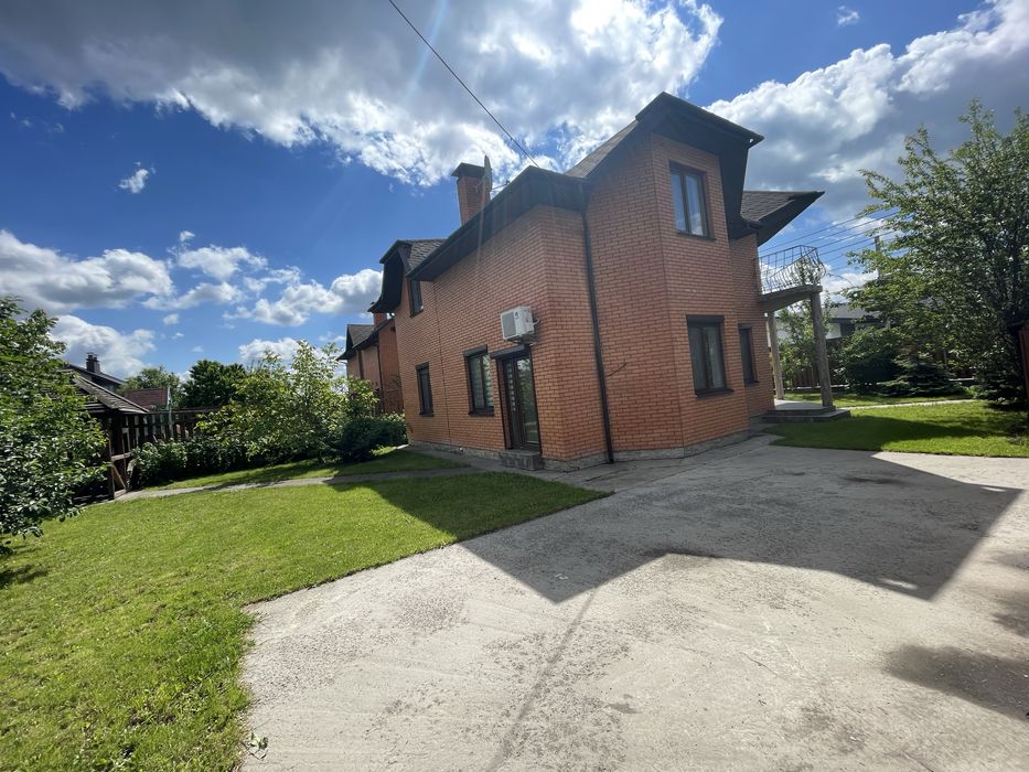 Довгострокова оренда будинку