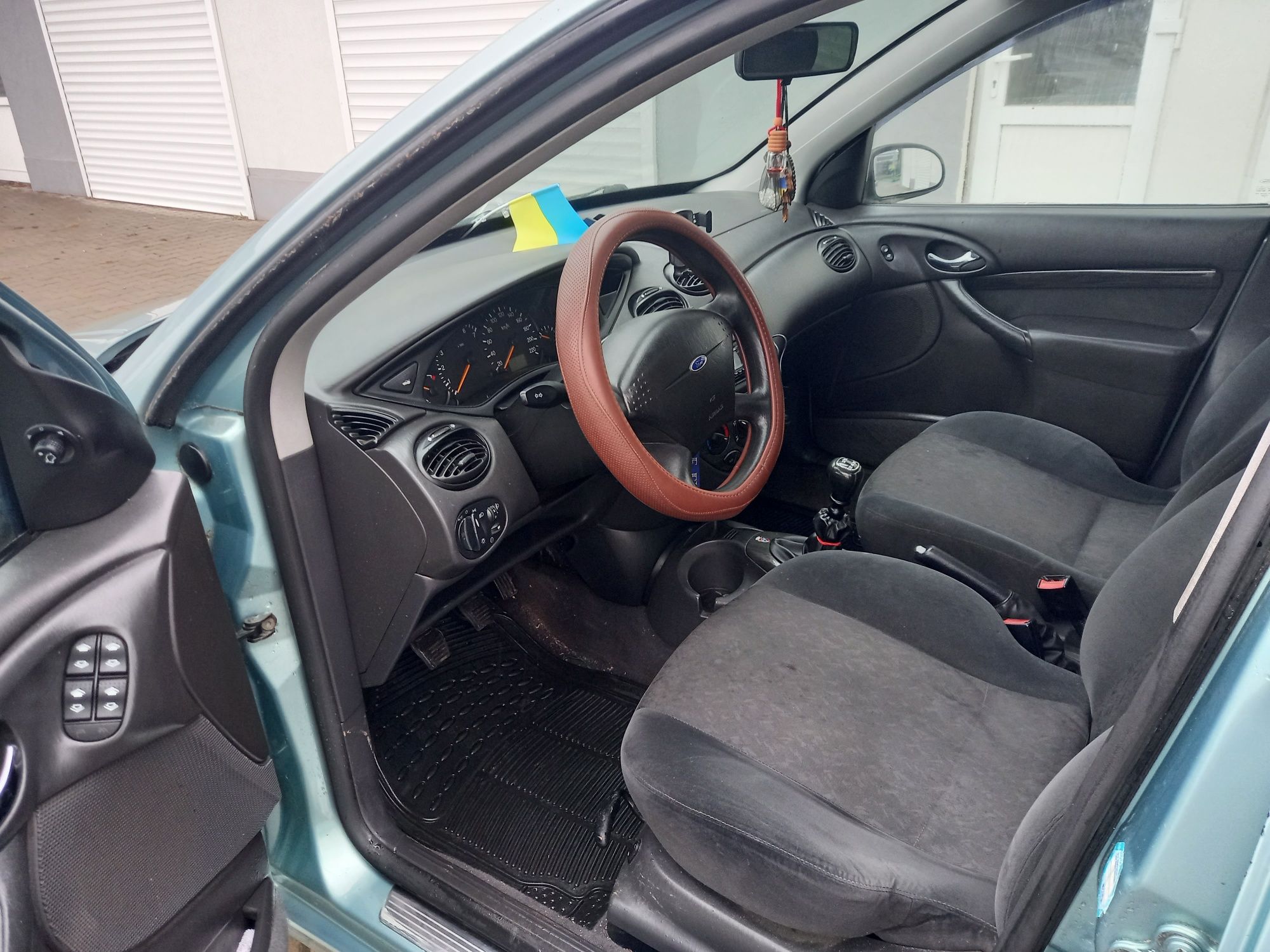 Ford focus 1 1.8 tdi 2000 год.