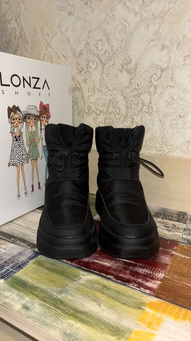 Дутики чоботи 36 розмір