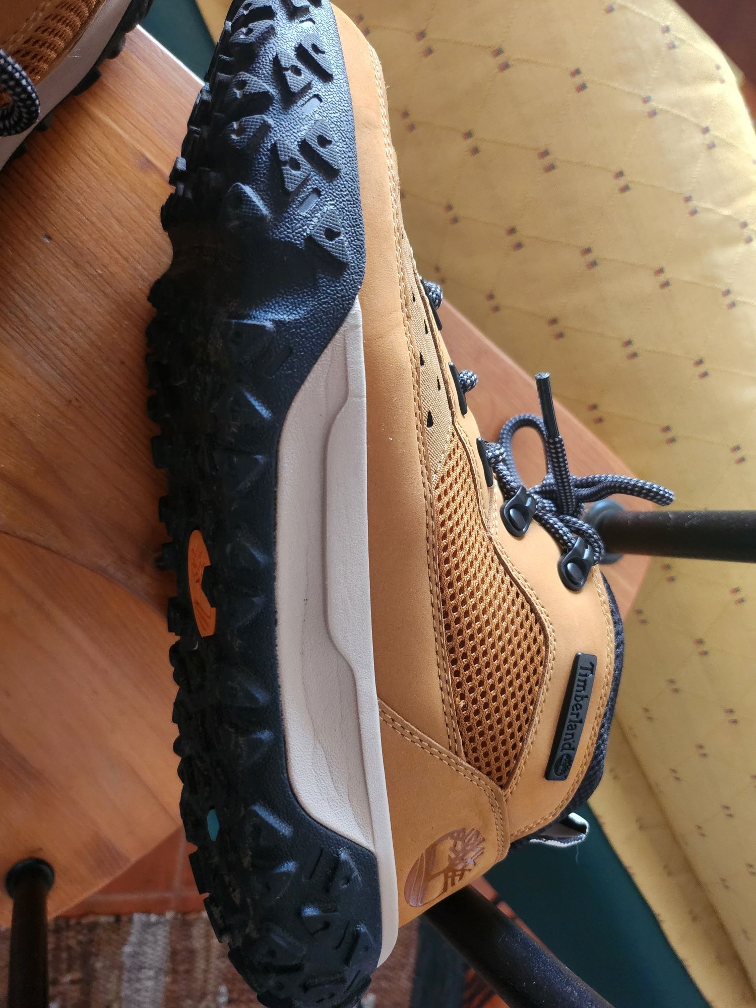 Tenis unisexo tamanho 40 timberland
