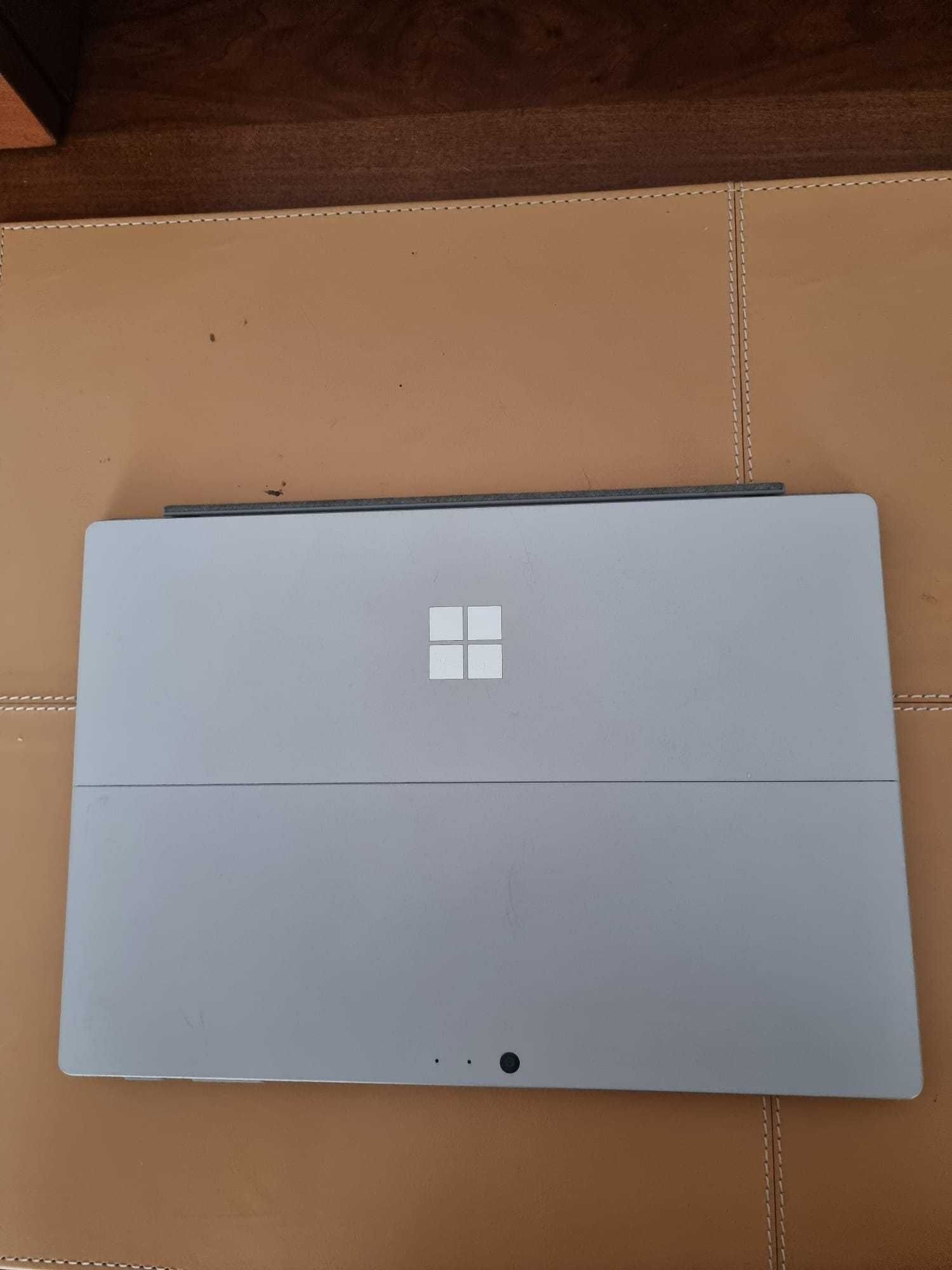 Microsoft Surface Pro 6 (2018)