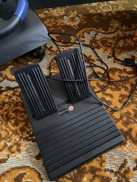 Ігровий руль Acme з педалями F294