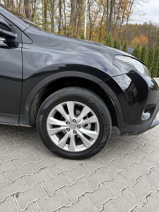 Toyota Rav 4 2.2 2013