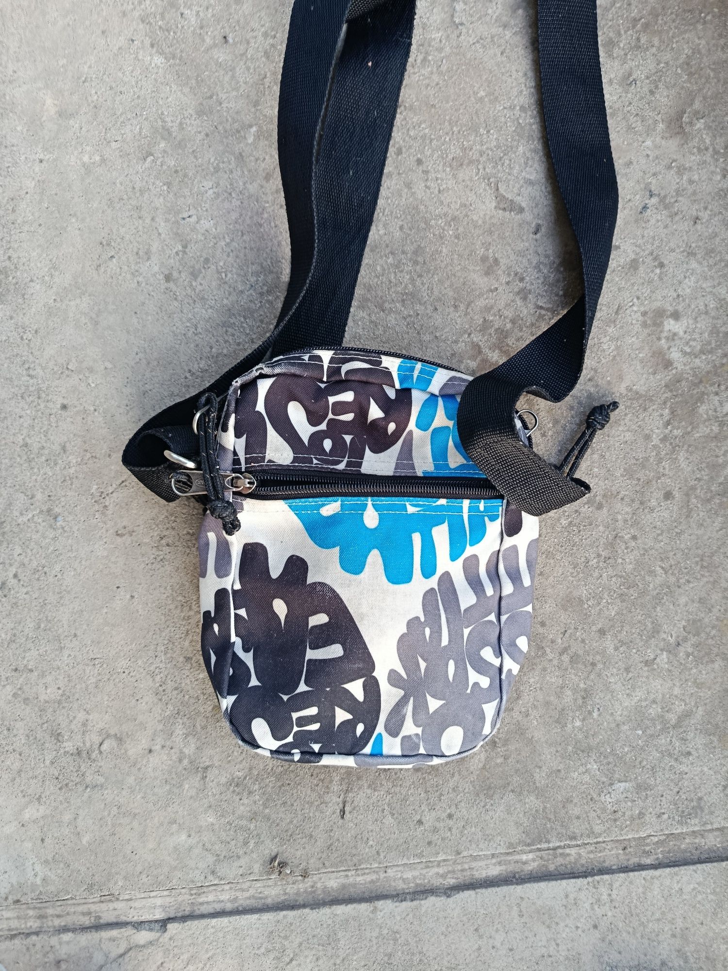 Мессенджер Eastpak