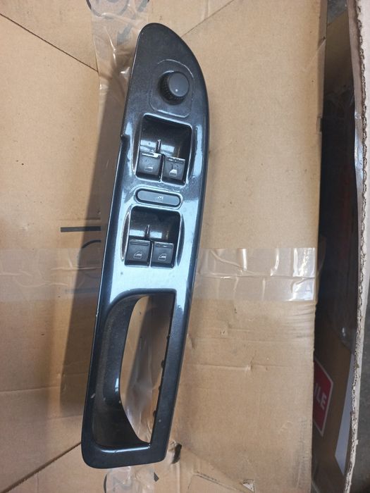 Panel przełączniki szyb VW Passat b6 golf 5