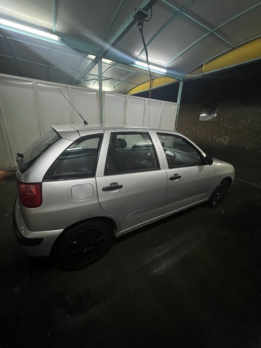 Vende-se Seat Ibiza 1.4 2001 por 1200€