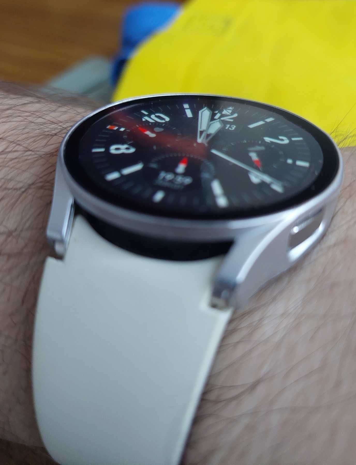 Смарт часы Samsung Galaxy Watch 6+комплект