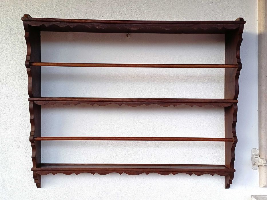 Escaparate em Madeira com 3 Prateleiras