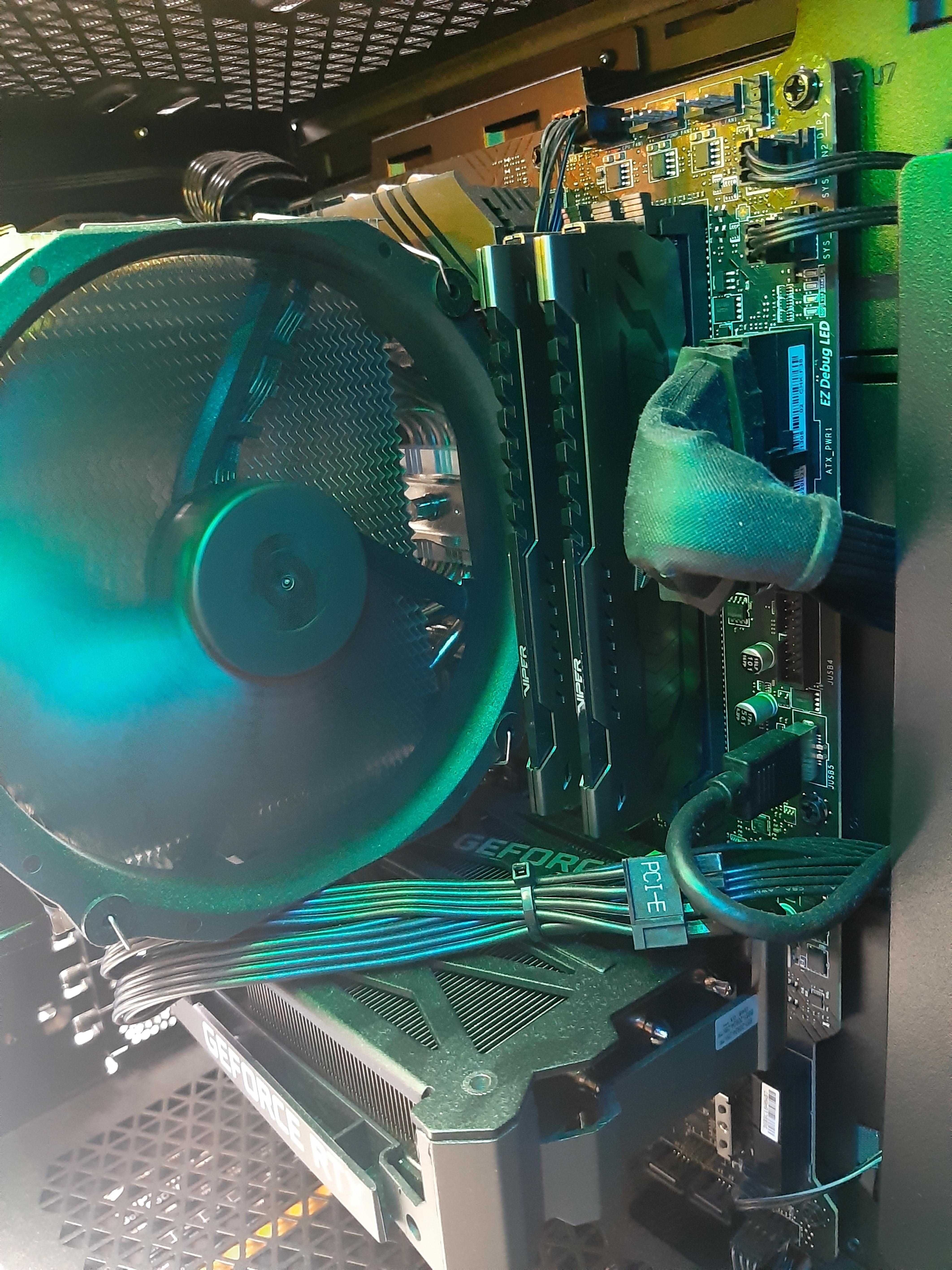 Wydajny Komputer Gamingowy RTX 3060 TI I5-12600K