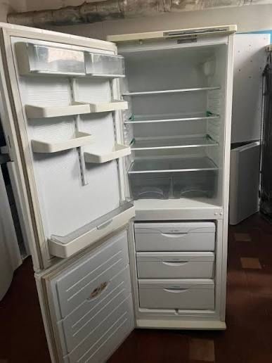 Продам холодильник мінськ (Атлант ) мхм 162 бу