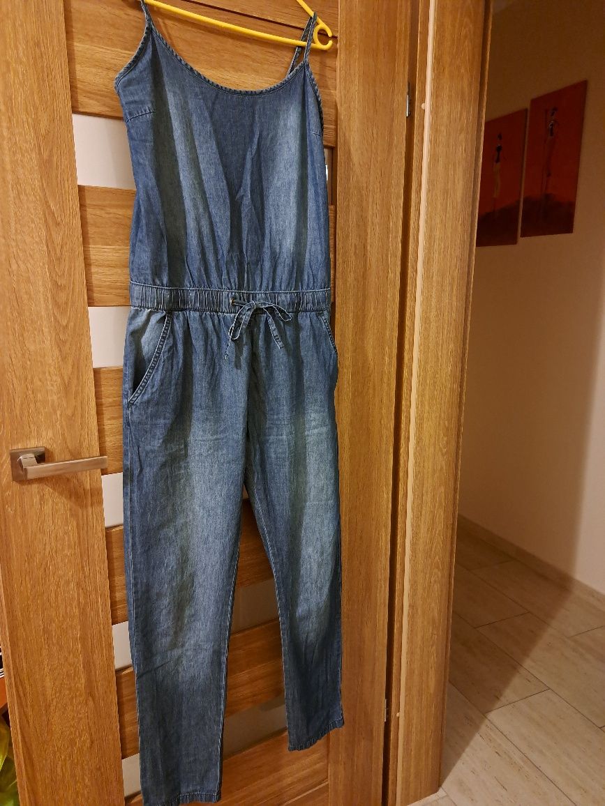 Kombinezon jeans,  spodnium damskie rozmiar M/L
