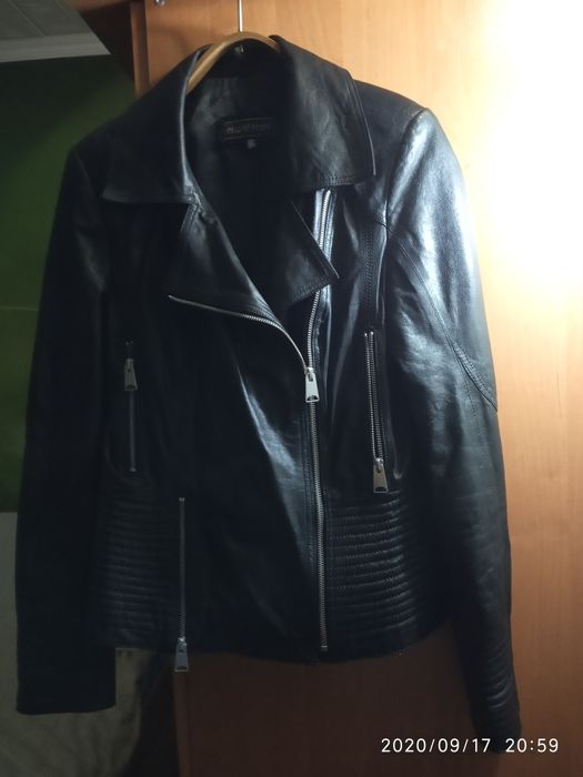 Продам кожаную курточку