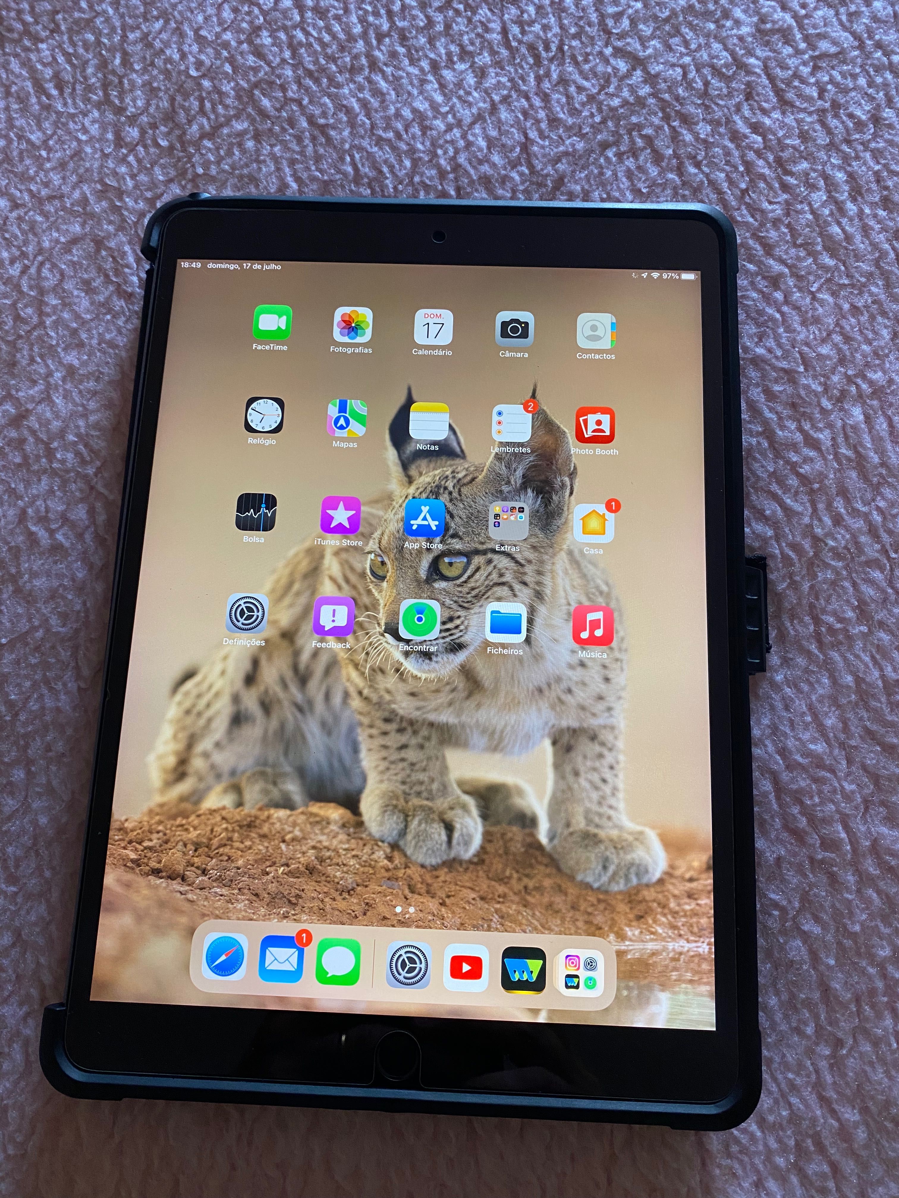 MUUJ2TY/A - iPad Air Wi-Fi 64GB Space Gray