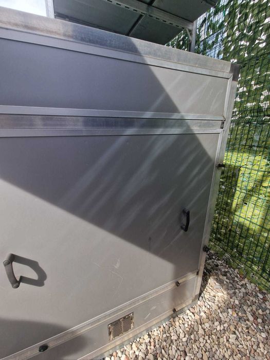 Skrzynia mrozoodporna na szafę elektryczną, wędzarnię, wylęgarnię itp
