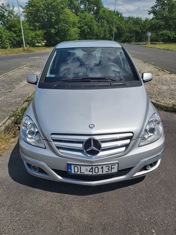 Mercedes B-180 lpg, navi, czujniki