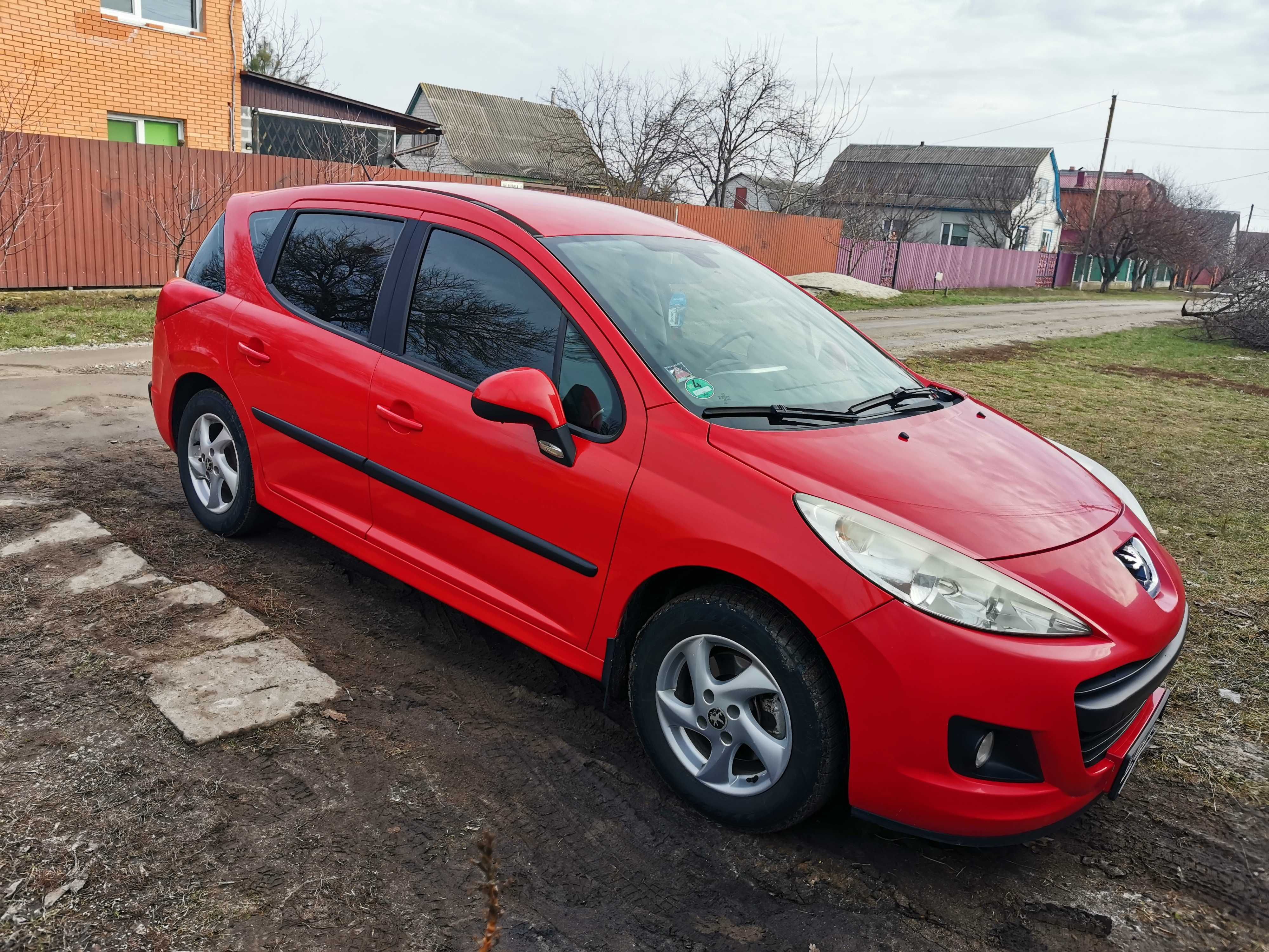 Peugeot 207 sw Пежо універсал 2010 дуже гарний стан авто