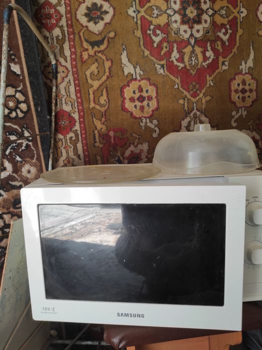 Микроволновка Samsung мікрохвильова піч