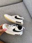 Buty sportowe białe Nike 30