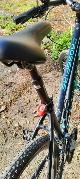 Damski rower Cross/MTB Unibike Crossfire 17", czarno-seledynowy