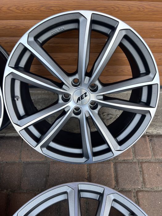 komplet felg aluminiowych AEZ 5x108 19’