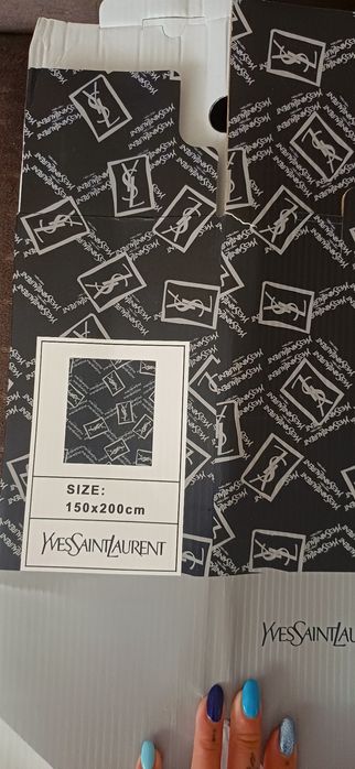 Koc YSL, nowy koc
