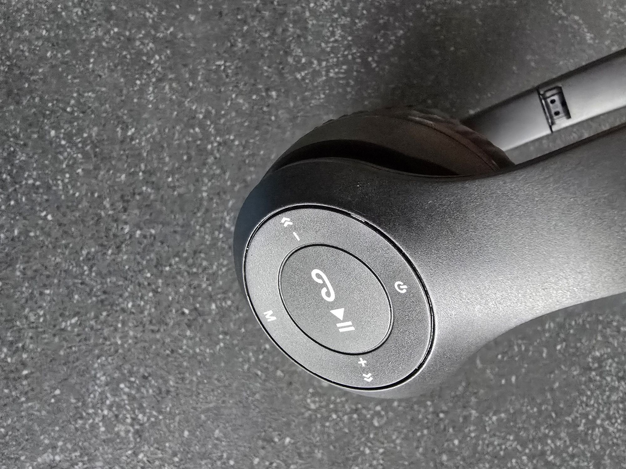Słuchawki bezprzewodowe bluetooth, karta MicroSD