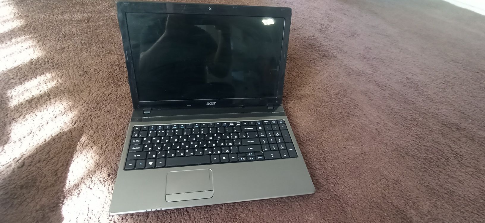 Acer Aspire 5750G
Дисплей: 15,6" дюйма