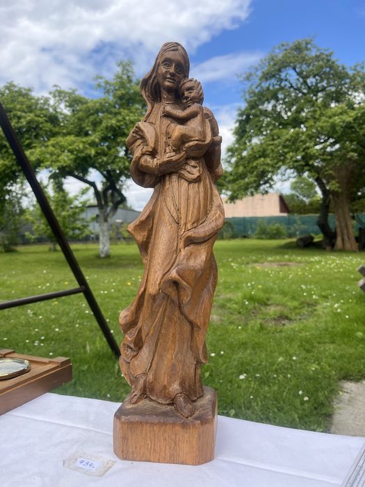 Drewniana Matka Boska