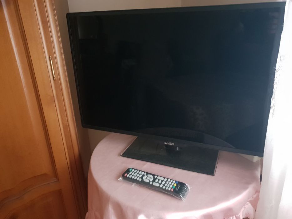 Televisao / tv led de 32 polegadas