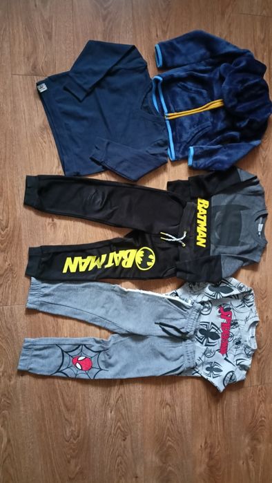 Ubranka dla chłopca 98/104
