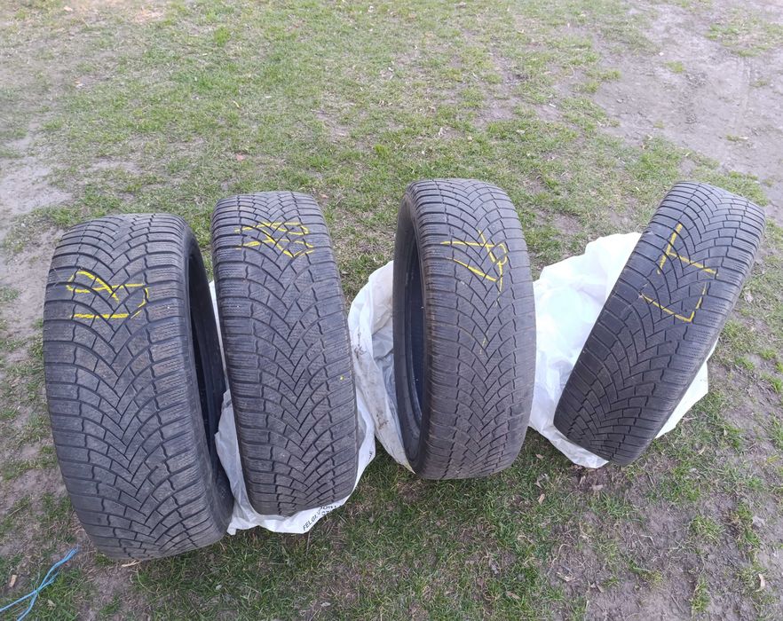 Bridgestone blizzak lm005 225/60 R18- komplet