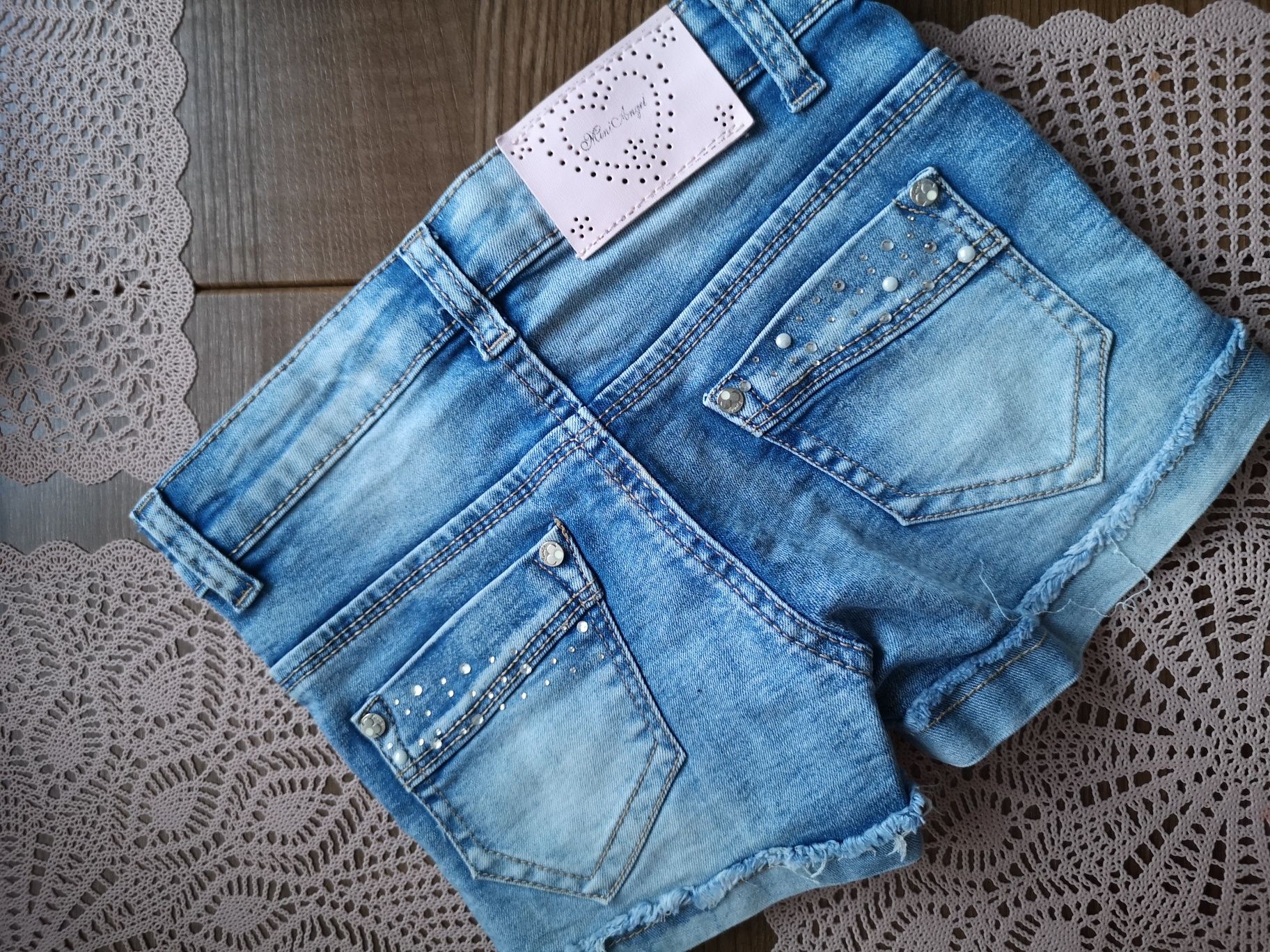 Krótkie spodenki szorty jeansowe, 104-110